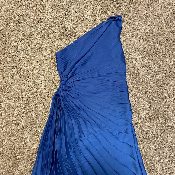 House of Harlow Formal Pleated One-Shoulder Satin Dress SZ MEDIUM Royal Blue - Picture 9 of 9